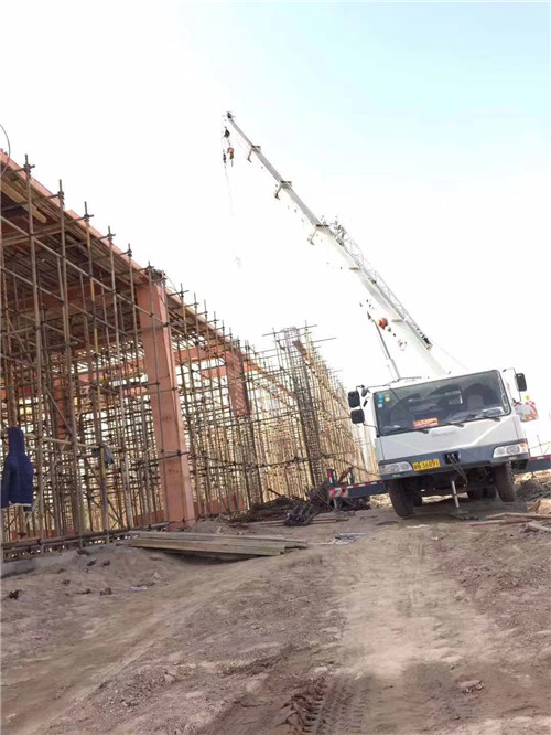 东山县吊车作业的安全注意事项有哪些？